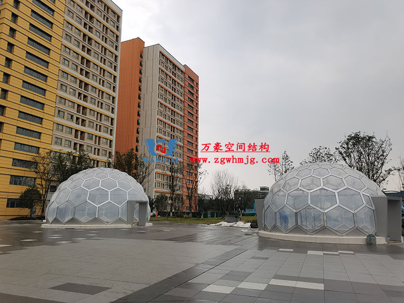 無線創(chuàng)智城市功能空間業(yè)態(tài)優(yōu)化五星集市etfe膜結(jié)構(gòu)工程